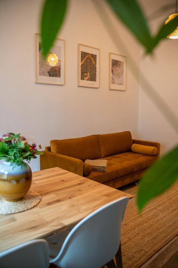 Rr - Spacious - - Parking Apartment Magdeburg