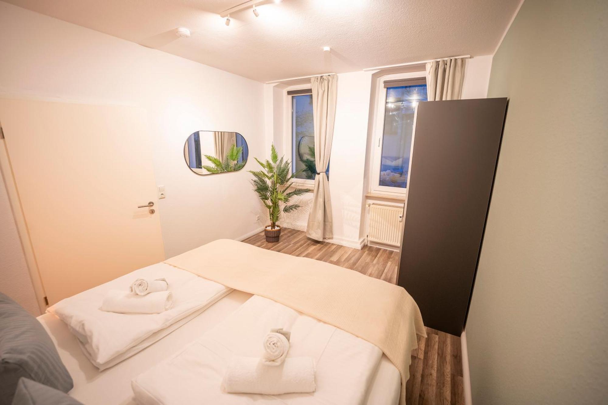 Rr - Spacious - - Parking Magdeburg
