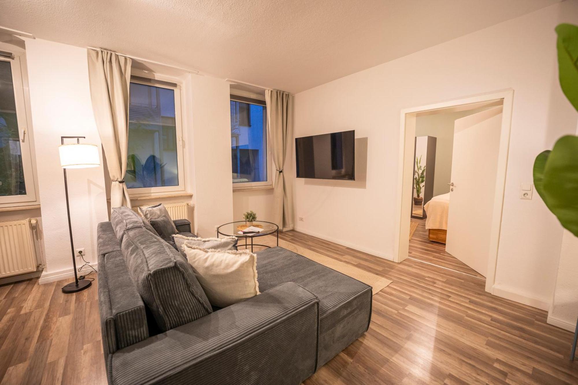 Apartment Rr - Spacious - - Parking